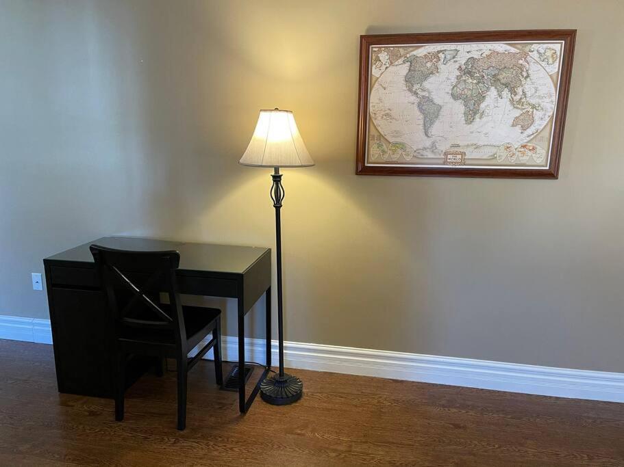 Cozy 2 Bedroom Home In Chatham - Left Side 外观 照片